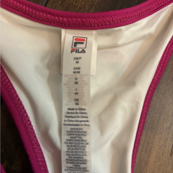 NWT Fila white work out top with built in bra tennis pickle ball Wimbledon club - Picture 3 of 5
